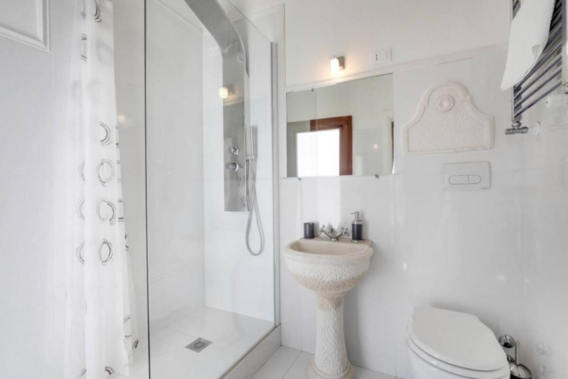 Traditional With Terrace Apartamento